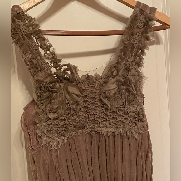 MACAREN BOUTIQUE STRAPPY TOP TAUPE W PLEATS SMALL ROSETTES LINED FITTED HEMLINE - Picture 12 of 14